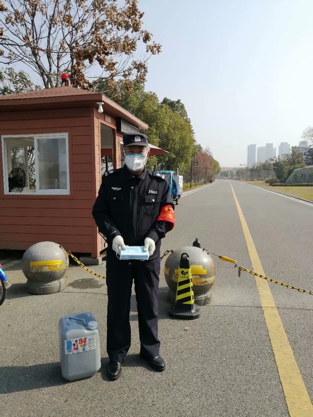 遺愛湖風景區項目部保安人員在疫情期間，堅守在各自崗位，保障景區秩序